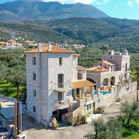 فندق Mani Stone Towers Kotronion  المظهر الخارجي الصورة