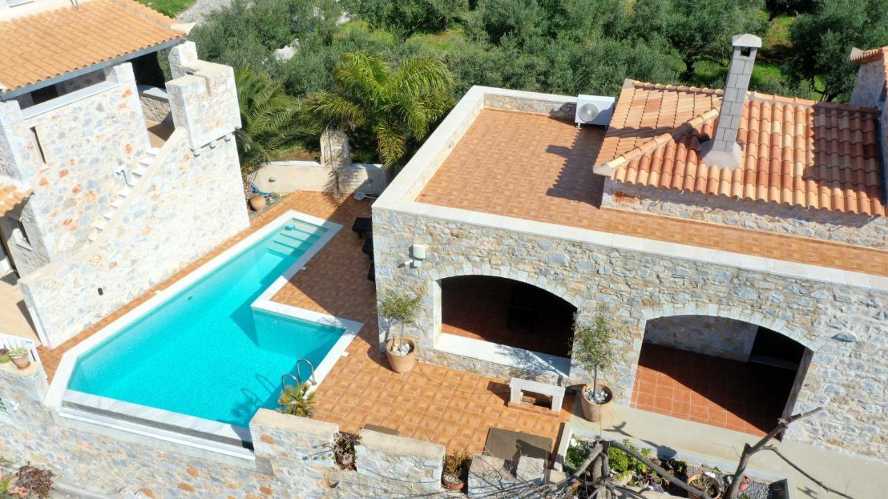 فندق Mani Stone Towers Kotronion  المظهر الخارجي الصورة