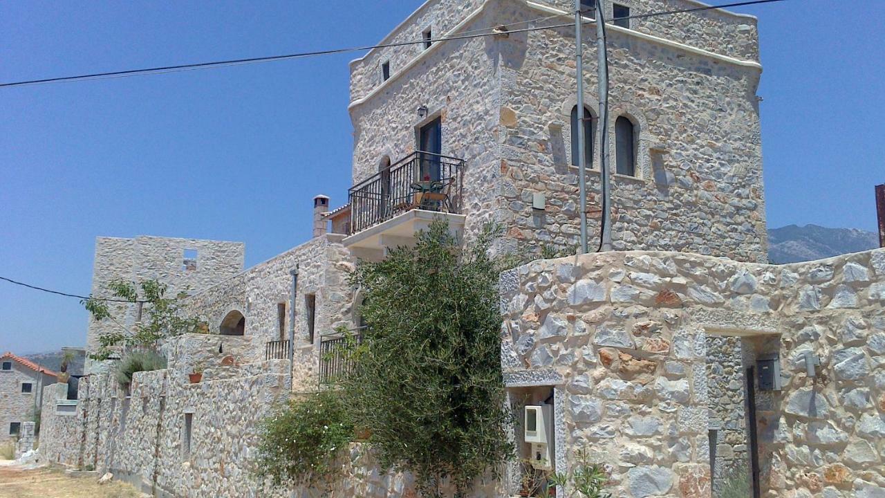 فندق Mani Stone Towers Kotronion  المظهر الخارجي الصورة