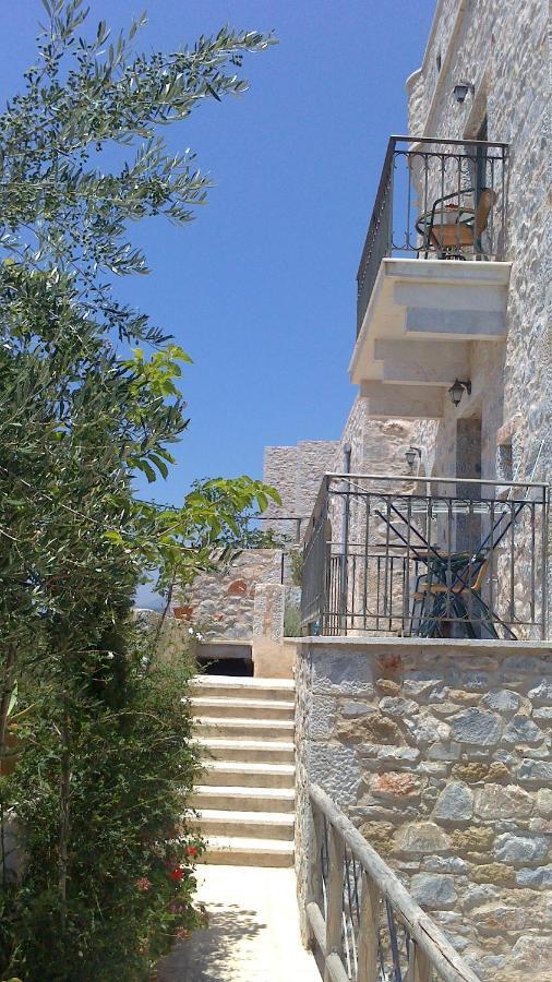 فندق Mani Stone Towers Kotronion  المظهر الخارجي الصورة